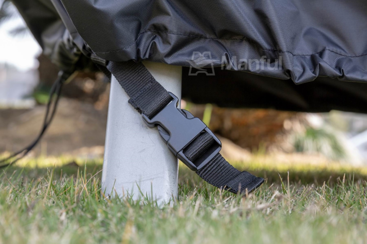 200D Oxford Weather-proof Square Table Cover.